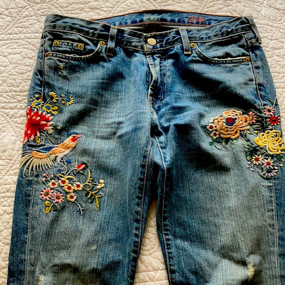 J. Crew Denim - Jcrew embroidered jeans hipslung 27 T